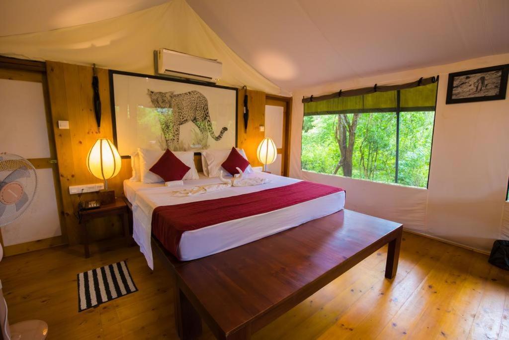 Hotel Yala Leopard Mobile Camp Esterno foto